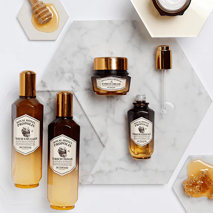 SKINFOOD ロイヤルハニープロポリスエンリッチトナー – Coréelle Japan SKINFOOD ロイヤルハニープロポリスエンリッチトナー – Coréelle Japan